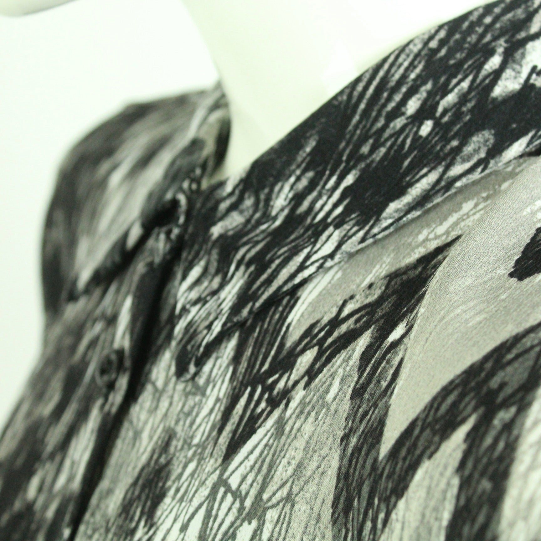 Second Hand KAREN BY SIMONSEN Bluse Gr. 40 schwarz gemustert Modell Telena Shirt (*)