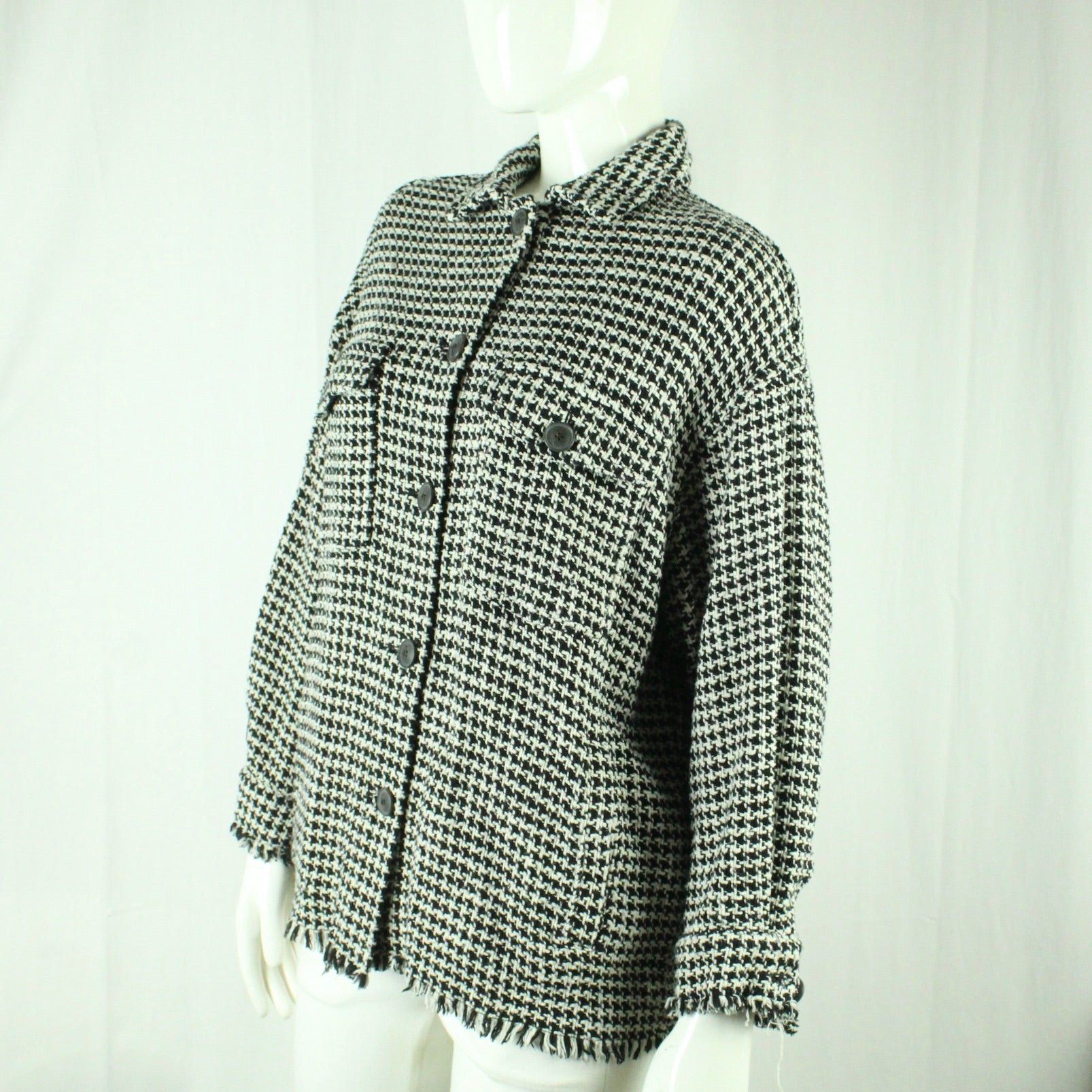 Second Hand ZARA Hemdjacke Gr. S weiß schwarz Hahnentritt (*)
