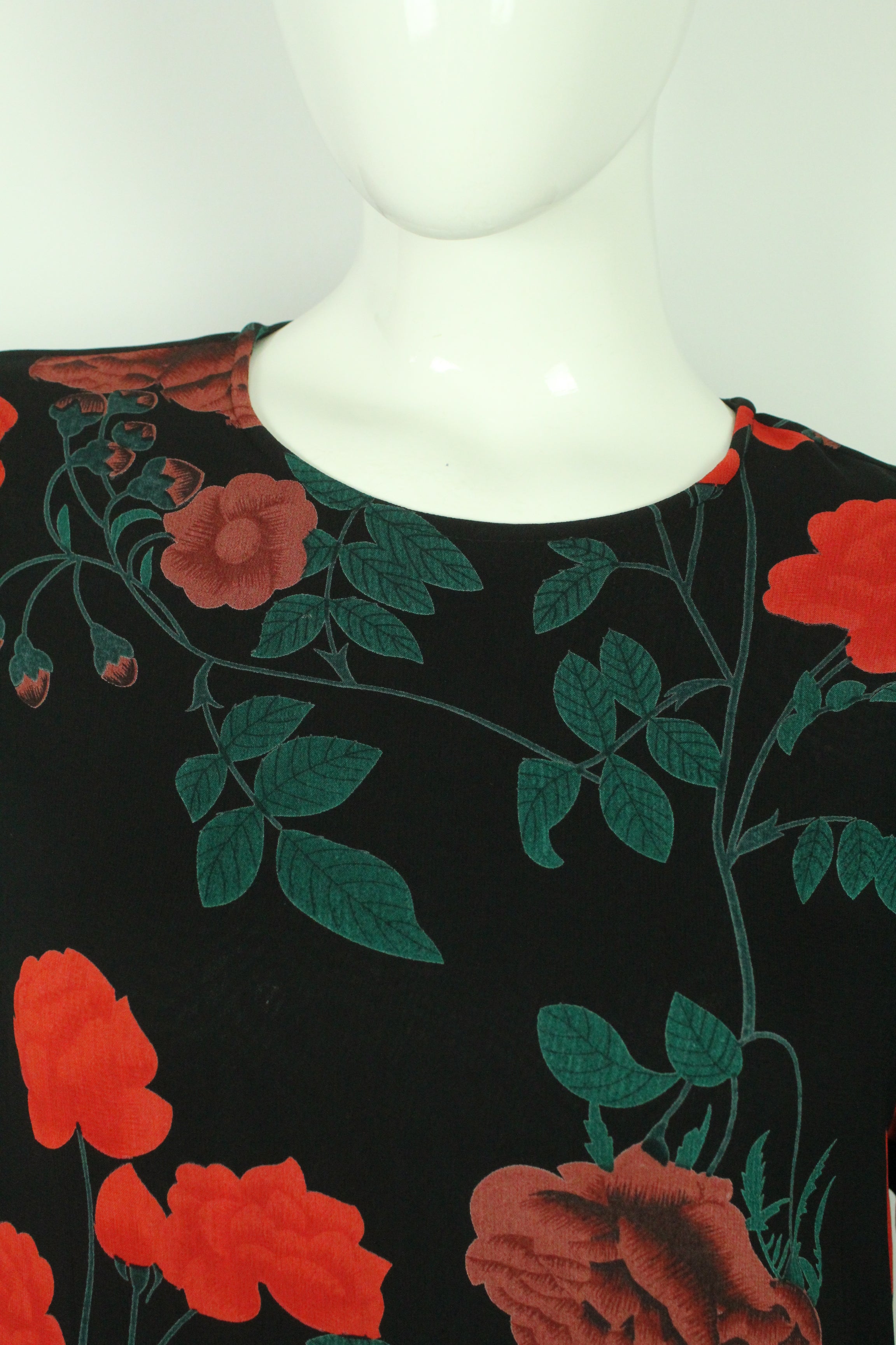 Second Hand GANNI Kleid Gr. 38 schwarz mehrfarbig geblümt Rosen (*)