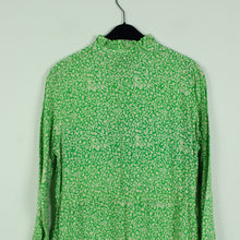 Laden Sie das Bild in den Galerie-Viewer, Second Hand SECOND ARRIVAL Kleid Gr. 38 grün weiß geblümt (*)