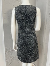 Laden Sie das Bild in den Galerie-Viewer, Vintage Samtkleid Gr. S mehrfarbig gemustert Kleid Samt