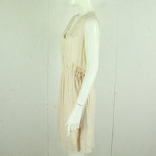 Laden Sie das Bild in den Galerie-Viewer, Second Hand SECOND FEMALE Kleid Gr. L rosa silber gepunktet (*)