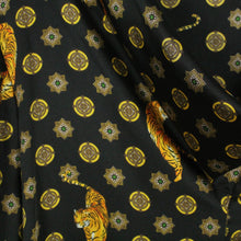 Laden Sie das Bild in den Galerie-Viewer, Second Hand ZARA Bluse Gr. L schwarz mehrfarbig gemustert Tiger (*)