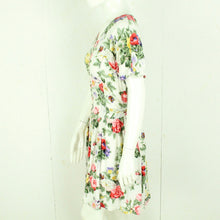 Laden Sie das Bild in den Galerie-Viewer, Vintage Sommerkleid Gr. M weiß mehrfarbig geblümt Kleid
