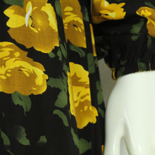Laden Sie das Bild in den Galerie-Viewer, Vintage Maxikleid Gr. L schwarz mehrfarbig geblümt Kleid