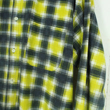 Laden Sie das Bild in den Galerie-Viewer, Vintage Flanellhemd Gr. XL gelb blau kariert Flanell