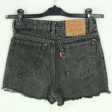 Laden Sie das Bild in den Galerie-Viewer, Second Hand LEVIS Jeansshorts Gr. 27 grau Mod. 501 Denim Shorts High Waist (*)