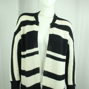 Second Hand EDITED Cardigan Gr. S schwarz weiß gestreift Strickjacke (*)