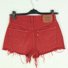 Laden Sie das Bild in den Galerie-Viewer, Second Hand LEVIS Jeansshorts Gr. 29 rot Mod. 552 Denim Shorts (*)