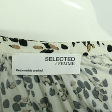 Laden Sie das Bild in den Galerie-Viewer, Second Hand SELECTED FEMME Bluse Gr. 40 beige mehrfarbig gemustert (*)