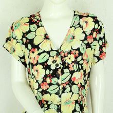 Laden Sie das Bild in den Galerie-Viewer, Vintage Maxikleid Gr. M schwarz bunt geblümt Kleid