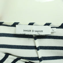 Laden Sie das Bild in den Galerie-Viewer, Second Hand SAMSOE SAMSOE Bluse Gr. L weiß blau gestreift (*)