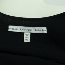 Laden Sie das Bild in den Galerie-Viewer, Second Hand &amp; OTHER STORIES Bluse Gr. 38 schwarz uni (*)