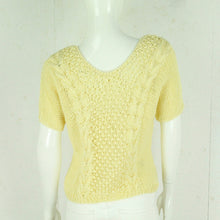 Laden Sie das Bild in den Galerie-Viewer, Vintage Pullover Female Gr. M gelb uni Lochmuster kurzarm Strick