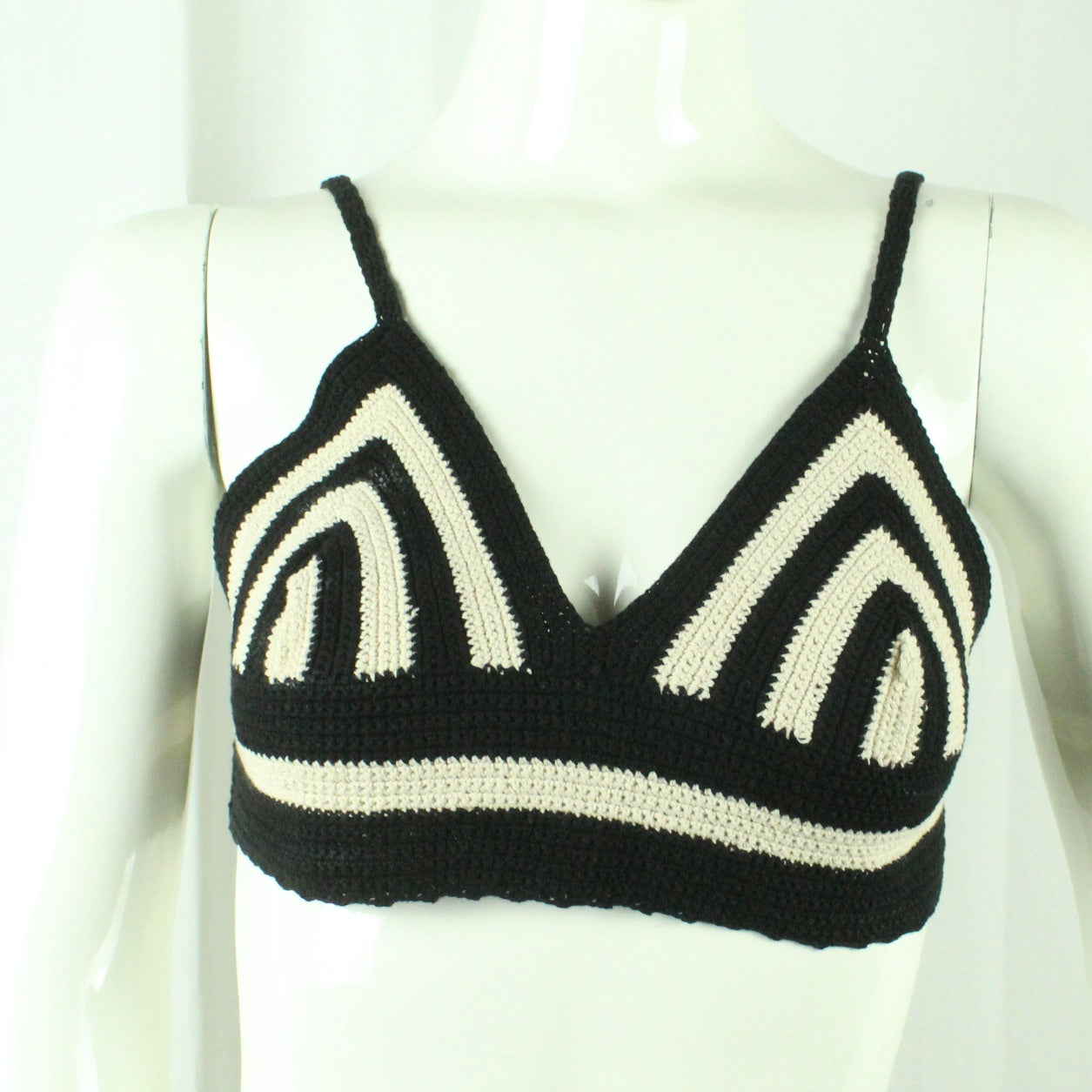 Second Hand DOROTHEE SCHUMACHER Stricktop Gr. 2 schwarz weiß Top (*)