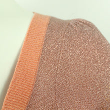 Laden Sie das Bild in den Galerie-Viewer, Second Hand BAUM UND PFERDGARTEN Pullover Gr. L apricot gold metallic kurzarm (*)