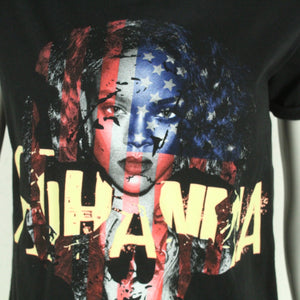 Vintage HARD ROCK CAFE T-Shirt Gr. M schwarz mit Print Rihanna