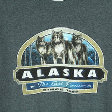 Laden Sie das Bild in den Galerie-Viewer, Vintage Souvenir T-Shirt Gr. M blau meliert Alaska Wölfe