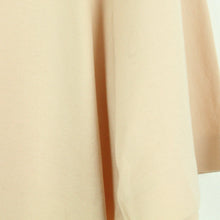 Laden Sie das Bild in den Galerie-Viewer, Second Hand COS T-Shirt Gr. M apricot mit Stehkragen (*)