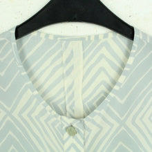 Laden Sie das Bild in den Galerie-Viewer, Vintage Seidenbluse Gr. M blau weiß crazy pattern kurzarm Seide Bluse