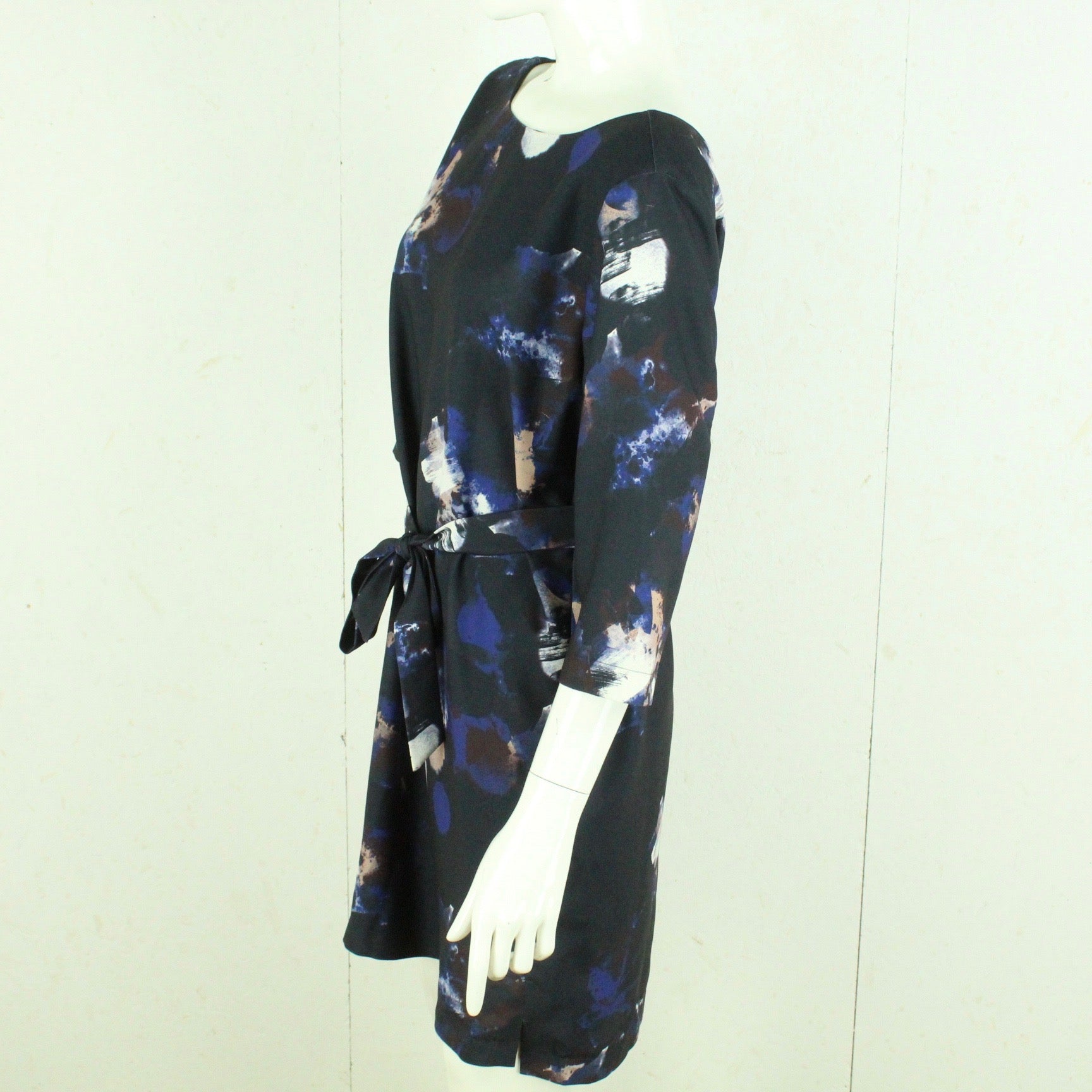 Second Hand SELECTED FEMME Kleid Gr. 40 dunkelblau mehrfarbig gemustert (*)