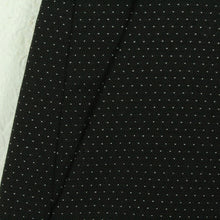 Laden Sie das Bild in den Galerie-Viewer, Second Hand SANDRO PARIS Shorts Gr. 40 mit Wolle schwarz weiß gepunktet (*)