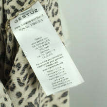 Laden Sie das Bild in den Galerie-Viewer, Second Hand GESTUZ Bluse Gr. 36 braun schwarz Animalprint  (*)