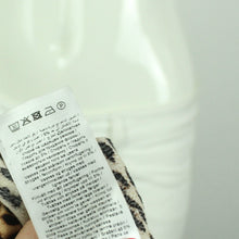 Laden Sie das Bild in den Galerie-Viewer, Second Hand GESTUZ Bluse Gr. 36 braun schwarz Animalprint  (*)