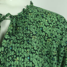Laden Sie das Bild in den Galerie-Viewer, Second Hand ODD MOLLY Hemdbluse Gr. 3 grün mehrfarbig geblümt  (*)