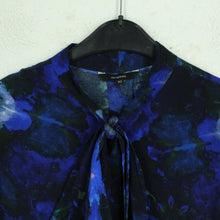 Laden Sie das Bild in den Galerie-Viewer, Second Hand DESIGUAL Bluse Gr. XS blau mehrfarbig geblümt (*)