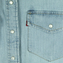 Laden Sie das Bild in den Galerie-Viewer, Second Hand LEVI&#39;S Jeanshemd Gr. S blau uni Hemd (*)