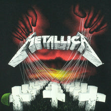 Laden Sie das Bild in den Galerie-Viewer, Vintage METALLICA T-Shirt / Bandshirt Gr. S schwarz mit Print und Backprint MASTER OF PUPPETS(*)