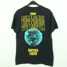 Laden Sie das Bild in den Galerie-Viewer, Vintage MARTERIA &amp; CASPER T-Shirt / Bandshirt Gr. M schwarz mit Print und Backprint 1982 SUPERNOVA (*)