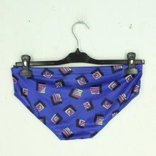 Laden Sie das Bild in den Galerie-Viewer, Vintage Badehose Gr. L blau mehrfarbig gemustert 80s 90s Swimwear