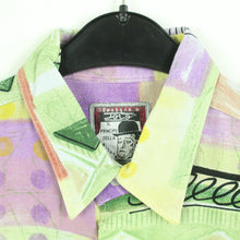 Laden Sie das Bild in den Galerie-Viewer, Vintage 90s Crazy Pattern Hemd Gr. M bunt gemustert kurzarm (*)