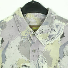 Laden Sie das Bild in den Galerie-Viewer, Vintage 90s Crazy Pattern Hemd Gr. L bunt gemustert kurzarm (*)