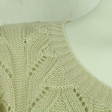 Laden Sie das Bild in den Galerie-Viewer, Vintage Pullunder mit Wolle Gr. L beige Strick