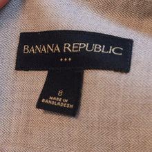 Laden Sie das Bild in den Galerie-Viewer, Second Hand BANANA REPUBLIC Rock Gr. M grau (*)