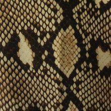 Laden Sie das Bild in den Galerie-Viewer, Second Hand CHLOE Seidenbluse Gr. M braun Animal-Print (*)