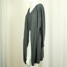 Laden Sie das Bild in den Galerie-Viewer, Second Hand PROUDMADE Cardigan Gr. XL grau uni Strickjacke (*)