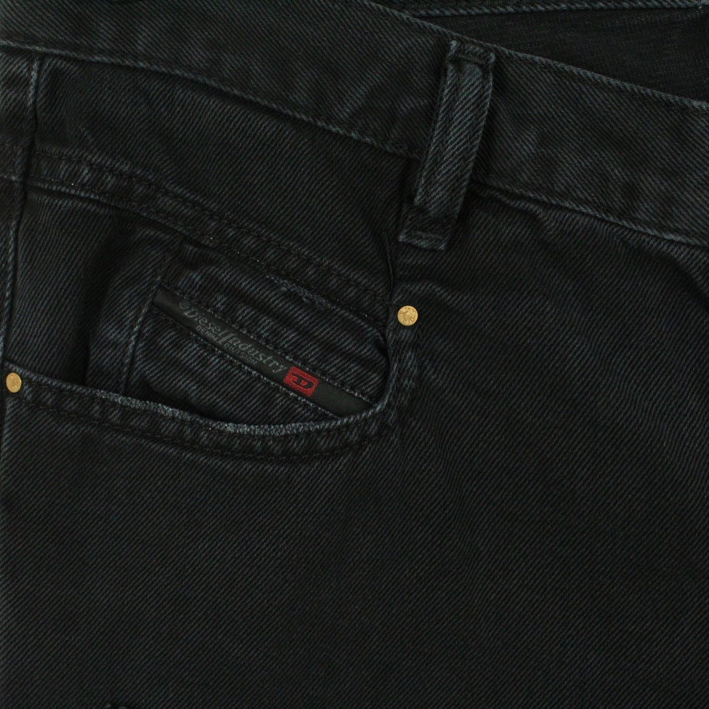 Second Hand DIESEL Jeans Gr. W28 L30 schwarz uni Mod. Belthy-Ankle (*)