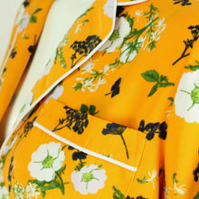 Laden Sie das Bild in den Galerie-Viewer, Second Hand ENVII Bluse Gr. S orange mehrfarbig geblümt (*)
