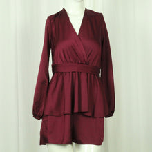 Laden Sie das Bild in den Galerie-Viewer, Second Hand RAGAZZI Kleid Gr. XS weinrot uni NEU (*)
