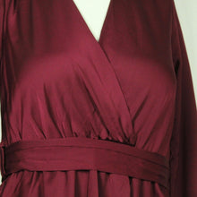 Laden Sie das Bild in den Galerie-Viewer, Second Hand RAGAZZI Kleid Gr. XS weinrot uni NEU (*)