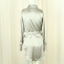 Laden Sie das Bild in den Galerie-Viewer, Second Hand Satinkleid Gr. S beige uni Kleid (*)
