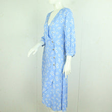 Laden Sie das Bild in den Galerie-Viewer, Second Hand Midikleid Gr. M blau weiß schwarz geblümt (*)
