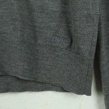 Laden Sie das Bild in den Galerie-Viewer, Second Hand HUGO BOSS Wollpullover Gr. S grau meliert Wolle Pullover Strick (*)