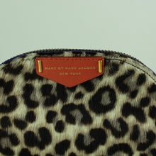 Laden Sie das Bild in den Galerie-Viewer, Second Hand MARC BY MARC JACOBS Handtasche blau mehrfarbig Cross Body (*)