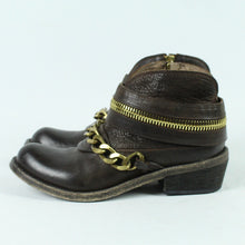 Laden Sie das Bild in den Galerie-Viewer, Second Hand MANILA GRACE Ankle Boots Gr. 37 braun Stiefeletten (*)
