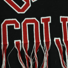 Laden Sie das Bild in den Galerie-Viewer, Second Hand WEEKDAY Sweatshirt Gr. S schwarz mit Stickerei &quot;Casket College&quot; (*)